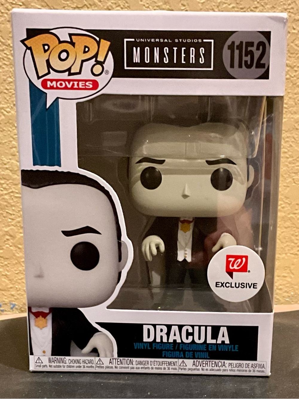 FUNKO DRACULA #1152 (NIB) with pop protector.